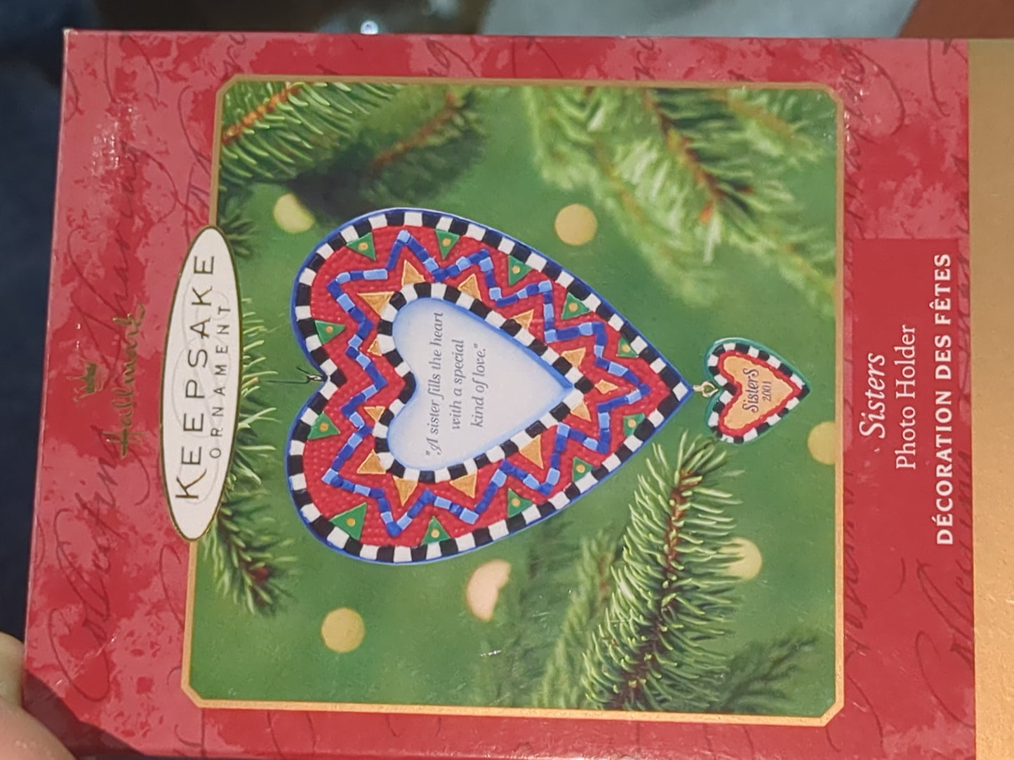 2001 Christmas Hallmark Keepsake Ornament "SISTERS" Heart Photo Holder ho498