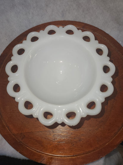 Assemblage Vintage Anchor Hocking Old Colony Lace Edge Milk Glass Pedestal Compote Candy asm8