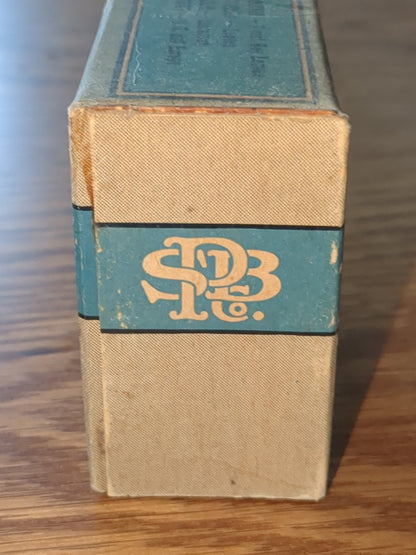 Vintage Initial Line Bay Laurel leaves cardboard box st6