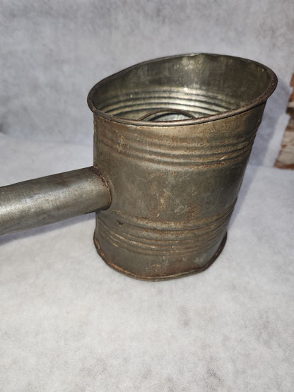 Vintage Hunter's Sifter Hand Crank Flour Sifter Fred J. Meyers Kitchen Gadget ss209