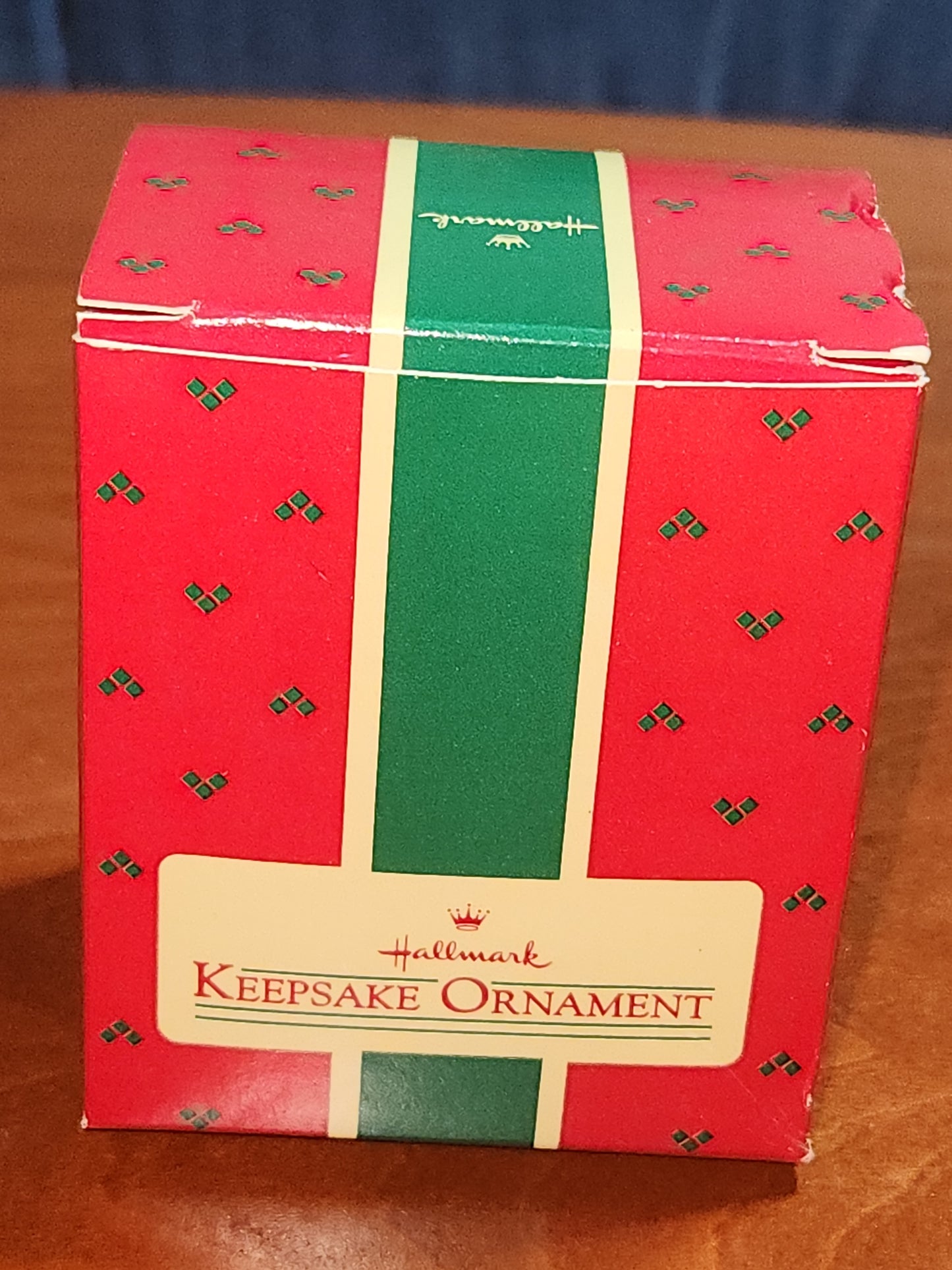 Vintage Hallmark Keepsake Ornament “Owliday” Wish Unopened 1987 miniature