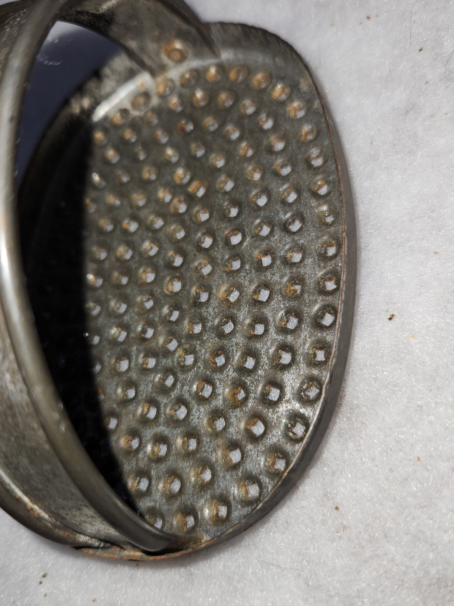 Vintage Antique aluminum Palm Grater Hand Grater Ricer kit111