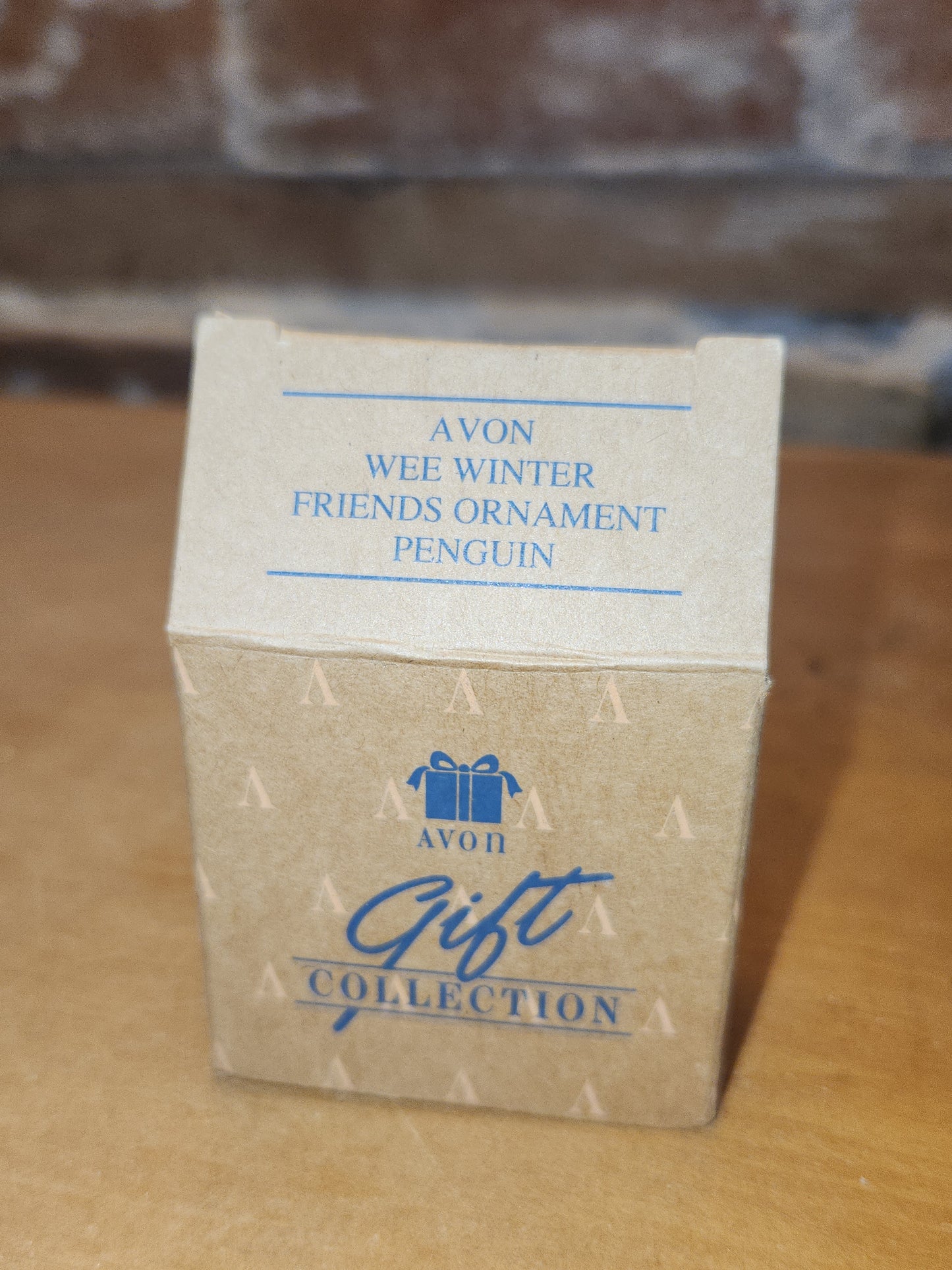 Vintage Avon Wee Winter Friends Display Stand Along With Set Of Four Wee Winter Friends Penguine, Seal, Polar Bear, Eskimo NO BOX ww67