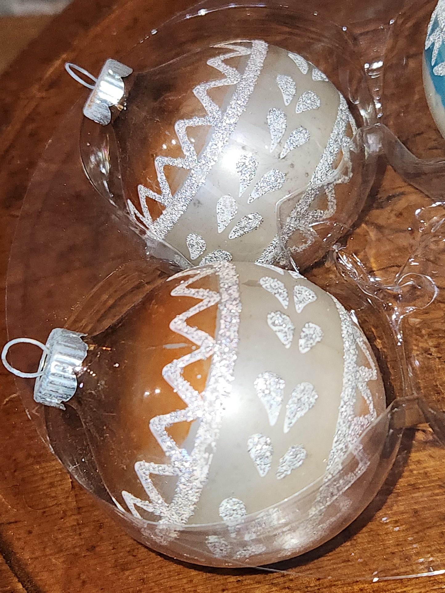 Vintage Shiny Brite Set of 4 Glass Ornaments with Same Design with Silver Stripes and Mica Accents. 2 Matching Gold and 2 Matching Blue sb6