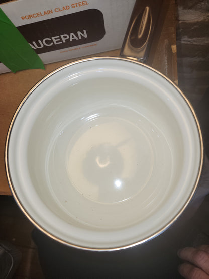 Summer Garden By Excel Vintage 1 Quart Cooking Open Enamelware Saucepan Box in as is condition. En05