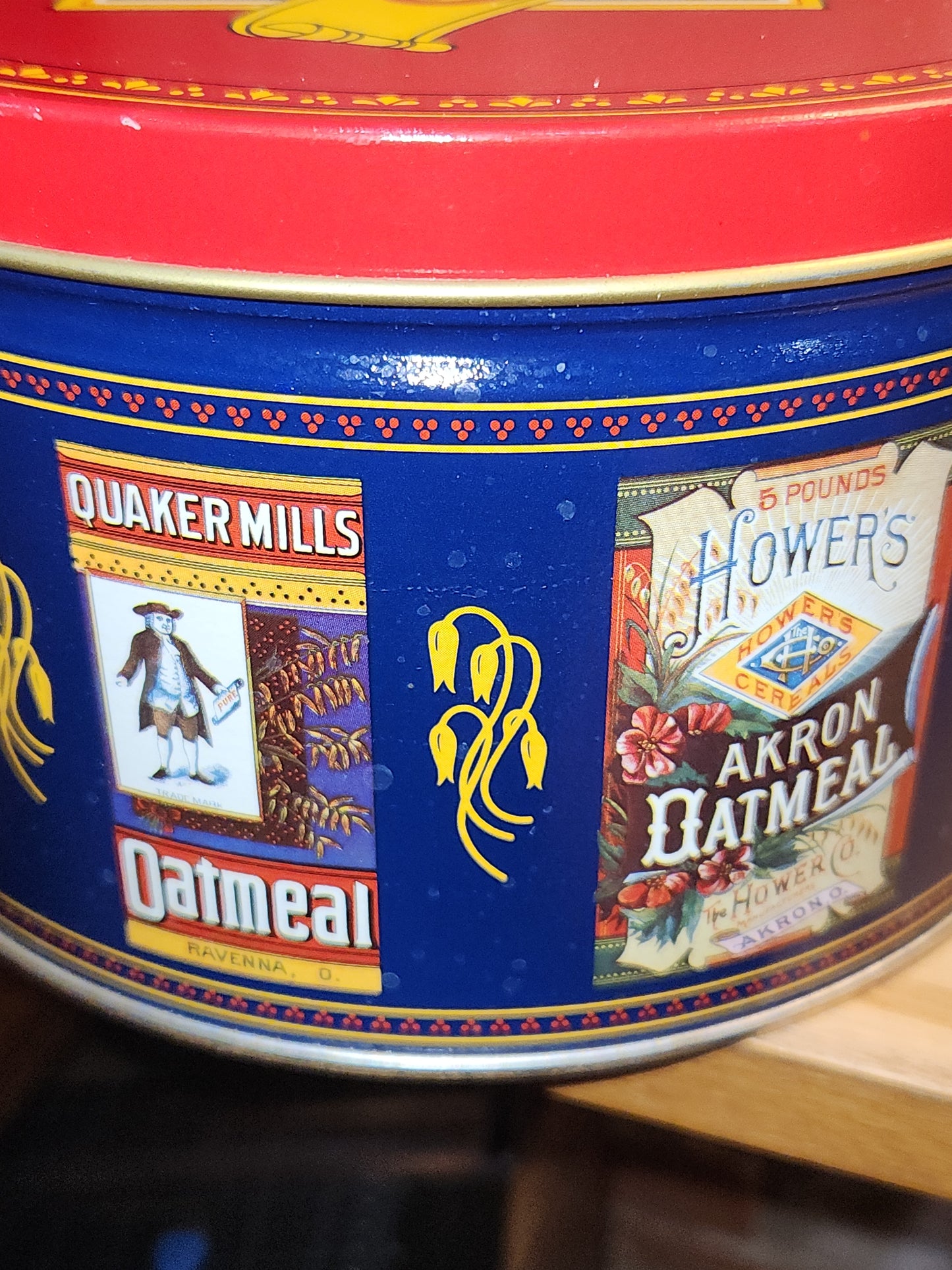 Vintage Quaker Oats Limited Edition 1983 Tin Includes Recipe Card NO CONTENTS ti30