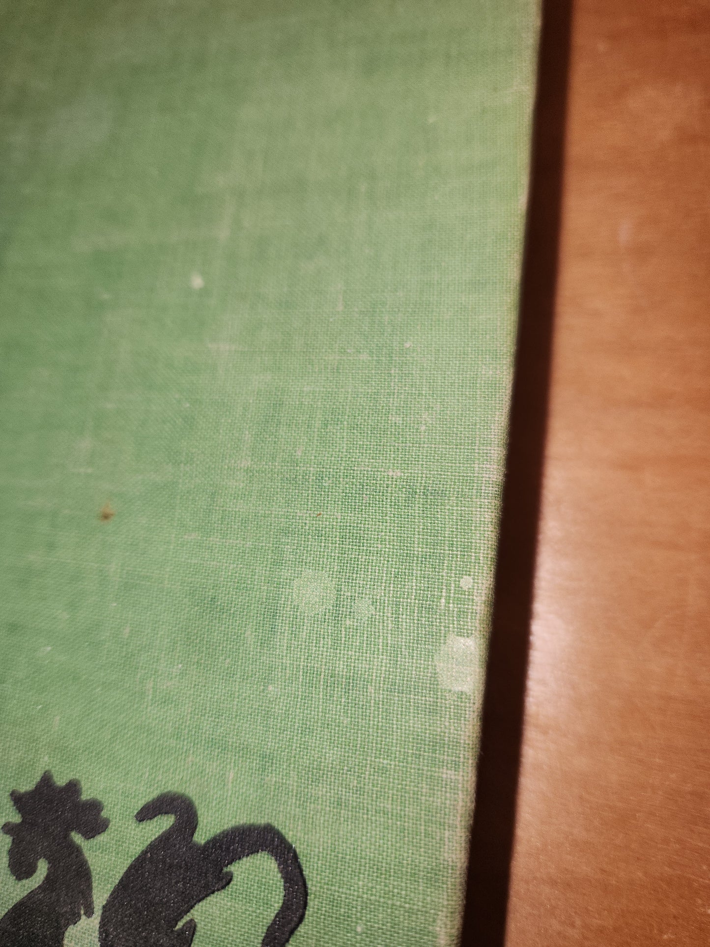 The Egg and I by Betty MacDonald 1945 Vintage Green Book Cover bk13