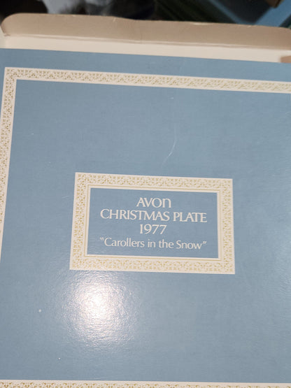 Vintage Avon Christmas 1977 Carollers in the Snow with Original Box. Enoch Wedgewood England