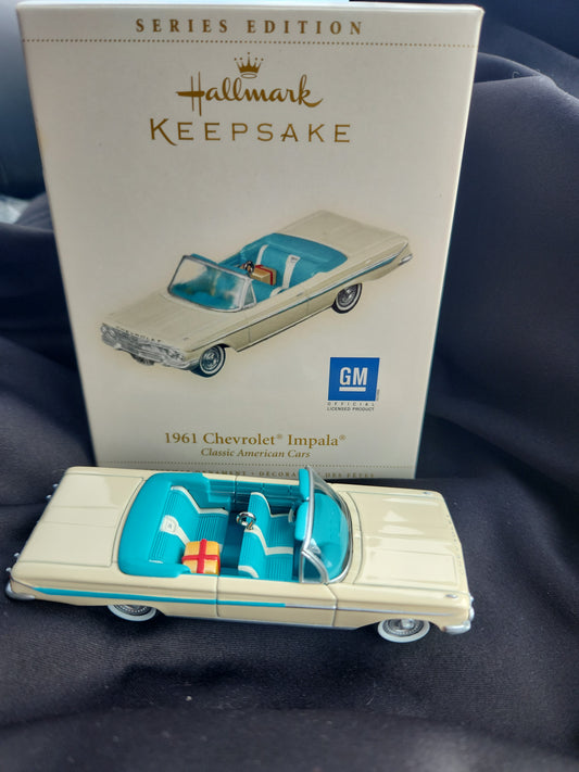 Hallmark Keepsake Ornament 1961 Chevrolet Impala Convertible Die Cast Metal 2006