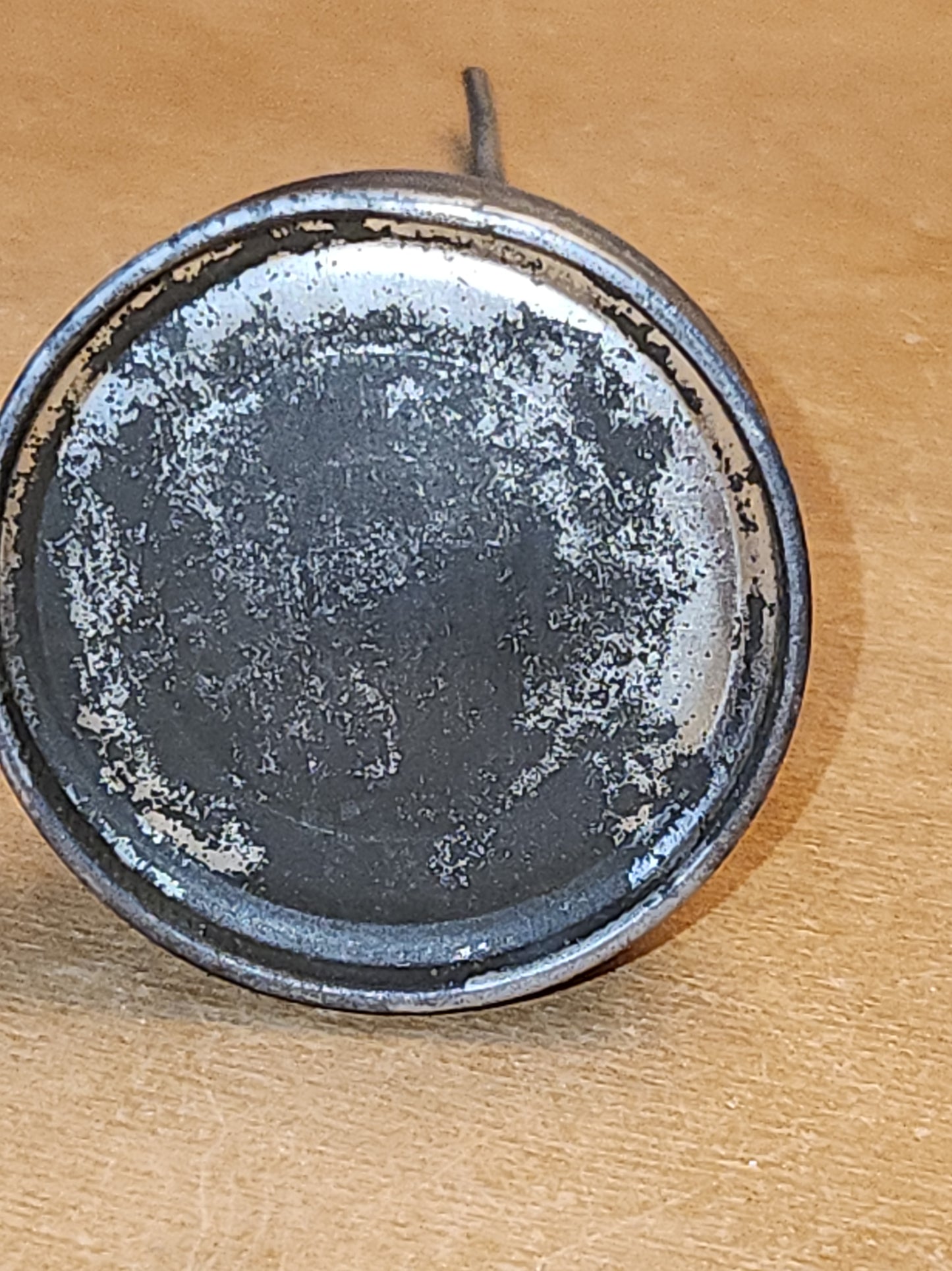 Vintage Metal Small Oil Can oc2