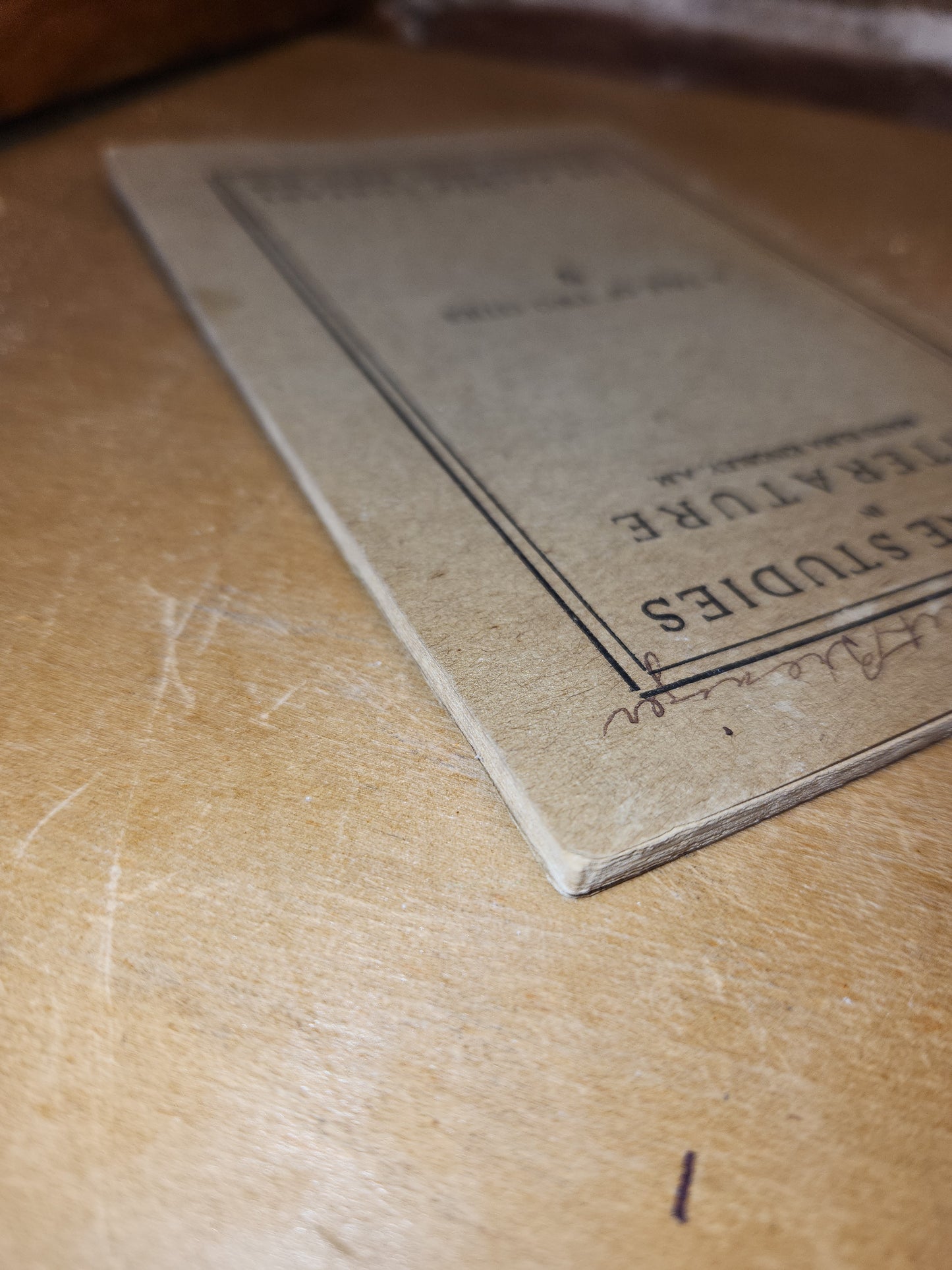 Vintage Outline Studies In Literature Maud Elma Kingkey, AM A Tale of Two Cities The Palmer Company Boston, Massachusetts  bk99