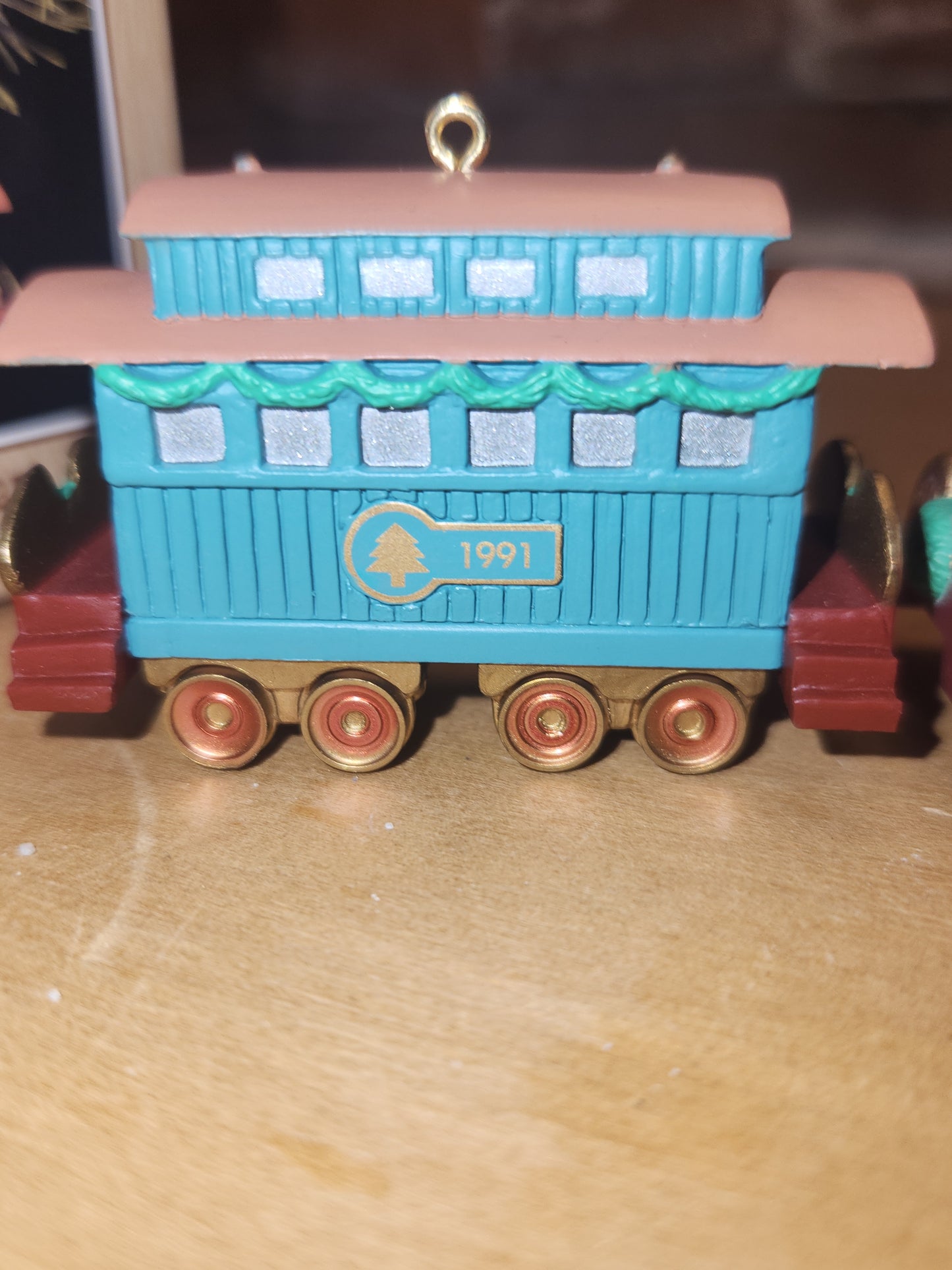 Vintage Hallmark Keepsake Ornaments Lionel Passenger Car and Caboose