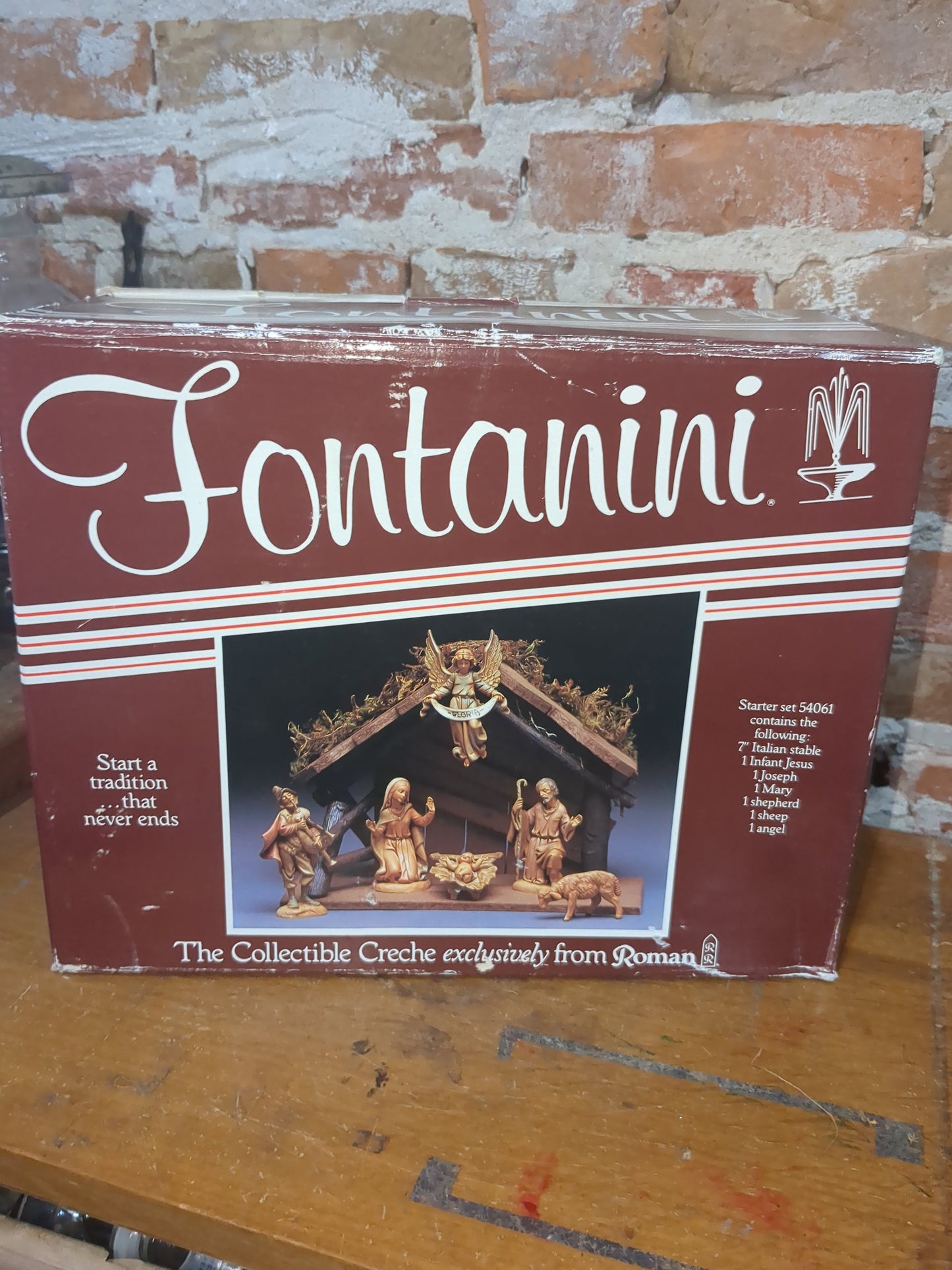 Vintage Fontanini 7 Piece Christmas Heirloom Nativity starter set 54061 Italy Jesus Mary Joseph Piper Angel lamb stable