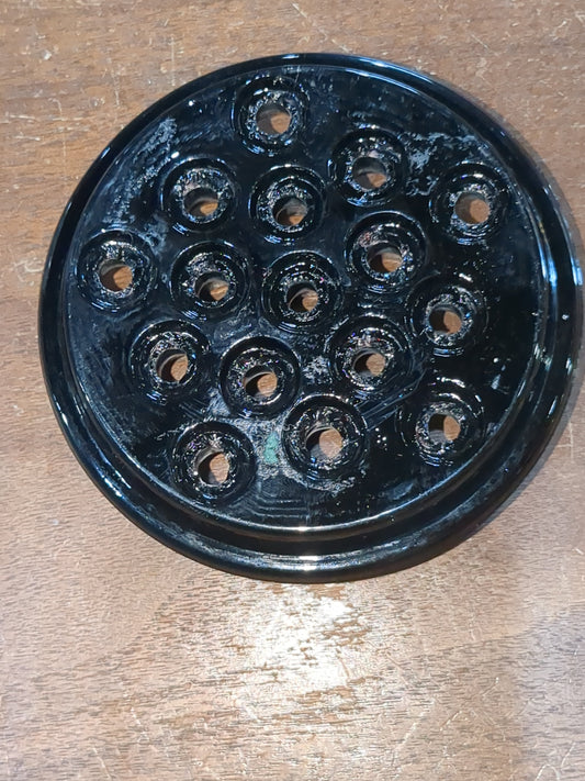 Vintage black flower frog 16 holes g334