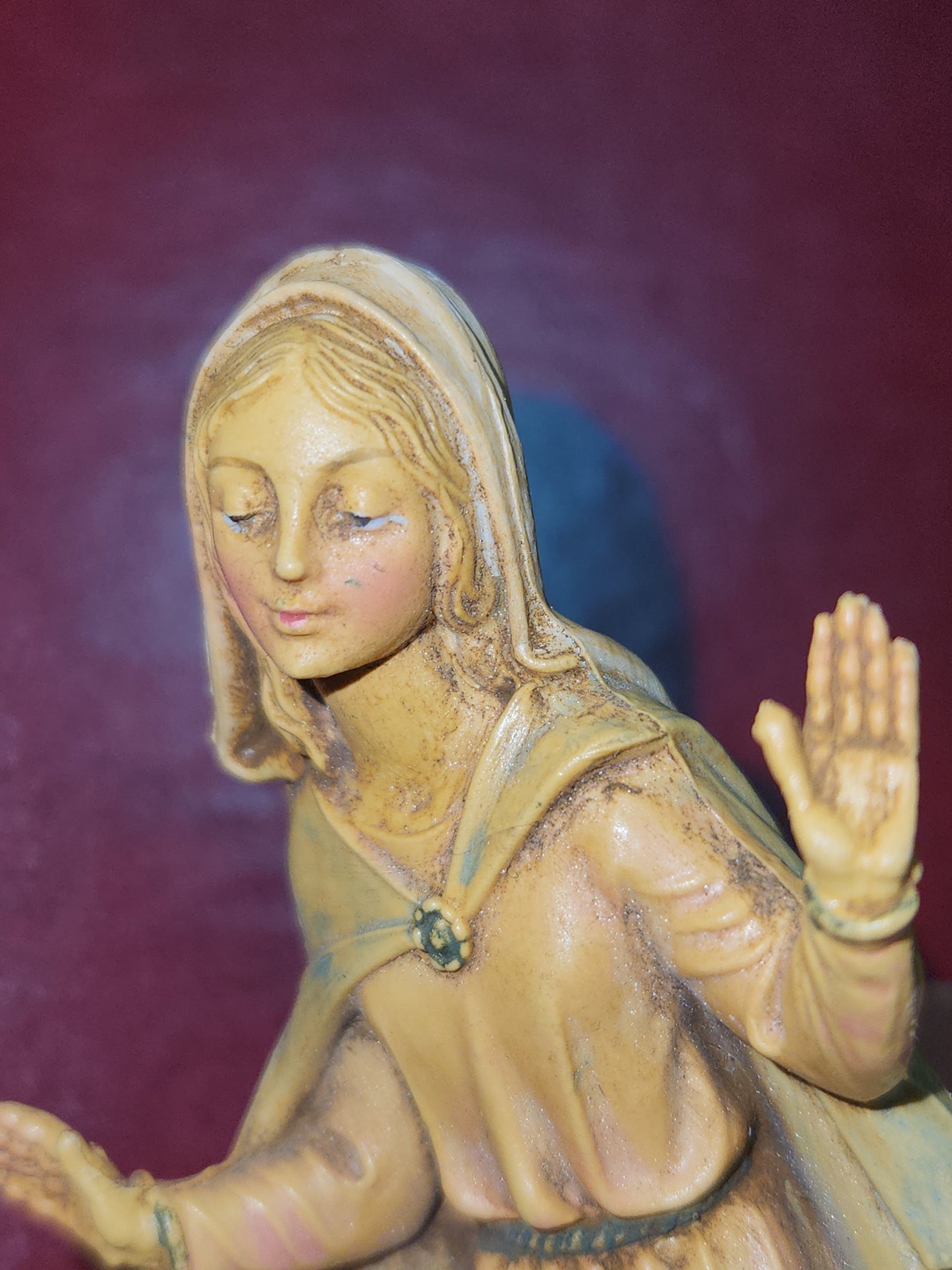 Vintage Fontanini Depose Kneeling Mary Nativity Figure 3 1/4" Italy Roman fn77