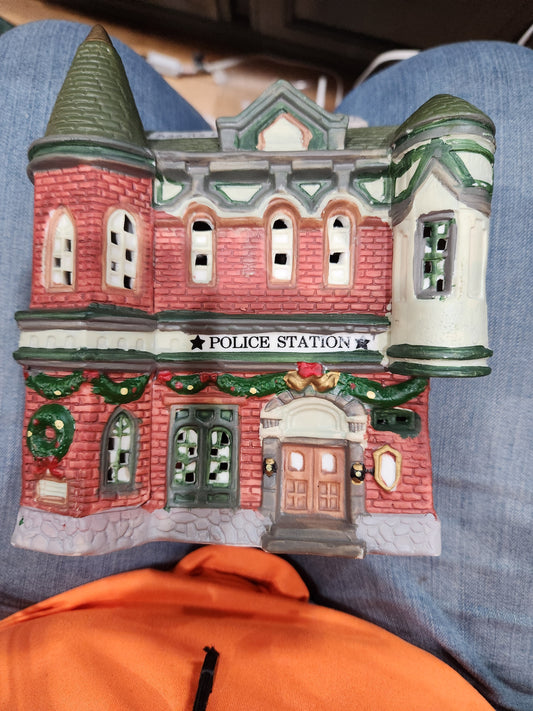 Vintage 1995 Dickens Collectibles Town Series Police Station Porcelain Lighted House